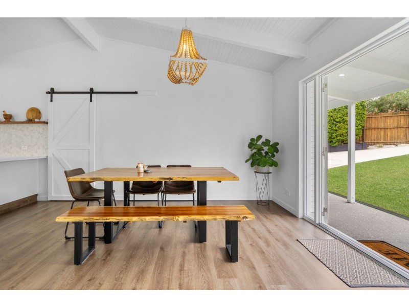 23 Minugh Court, Carrara QLD 4211