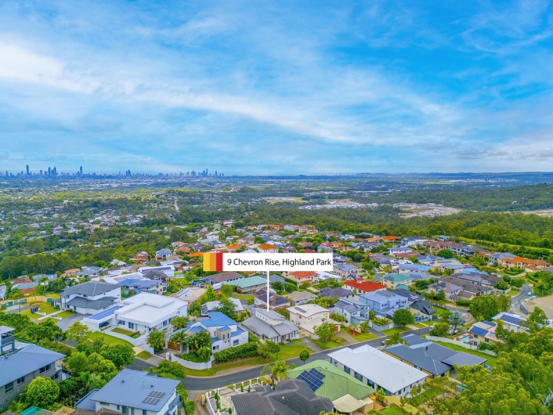 9 Chevron Rise, Highland Park QLD 4211