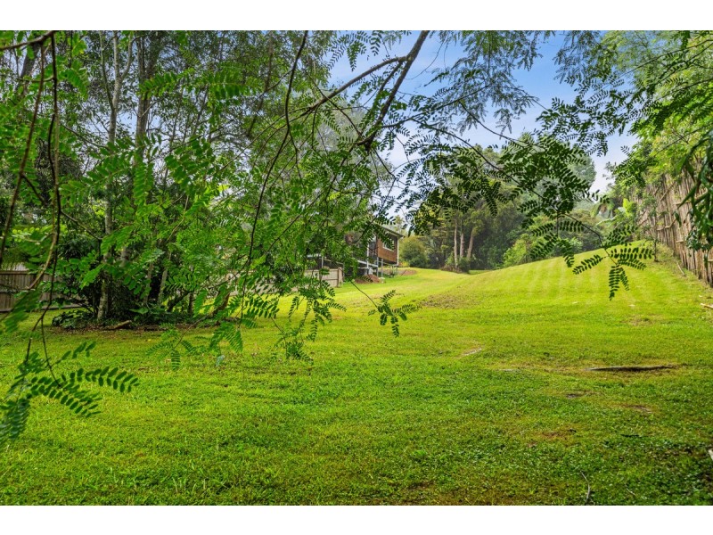 35 Lloyds Road, Springbrook QLD 4213