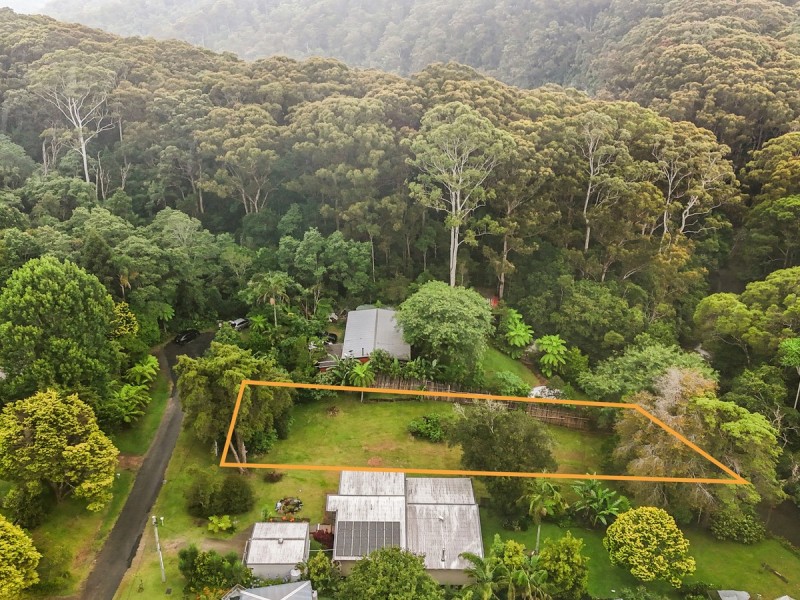 35 Lloyds Road, Springbrook QLD 4213