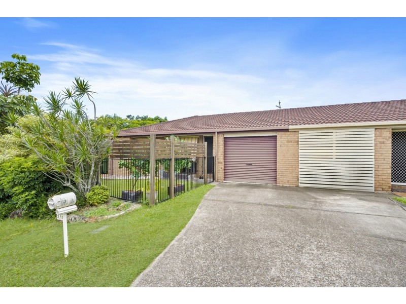 2/1 Wirth Terrace, Highland Park QLD 4211