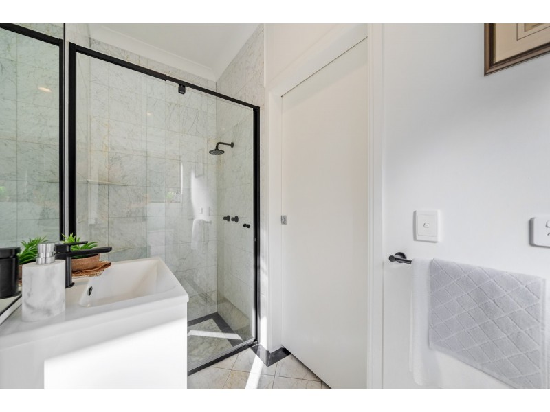 57 Birdlife Court, Nerang QLD 4211