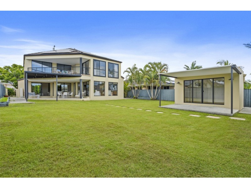 23 Mellum Circuit, Pacific Pines QLD 4211