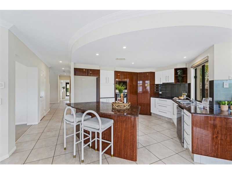 23 Mellum Circuit, Pacific Pines QLD 4211