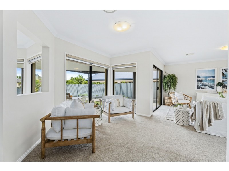 23 Mellum Circuit, Pacific Pines QLD 4211