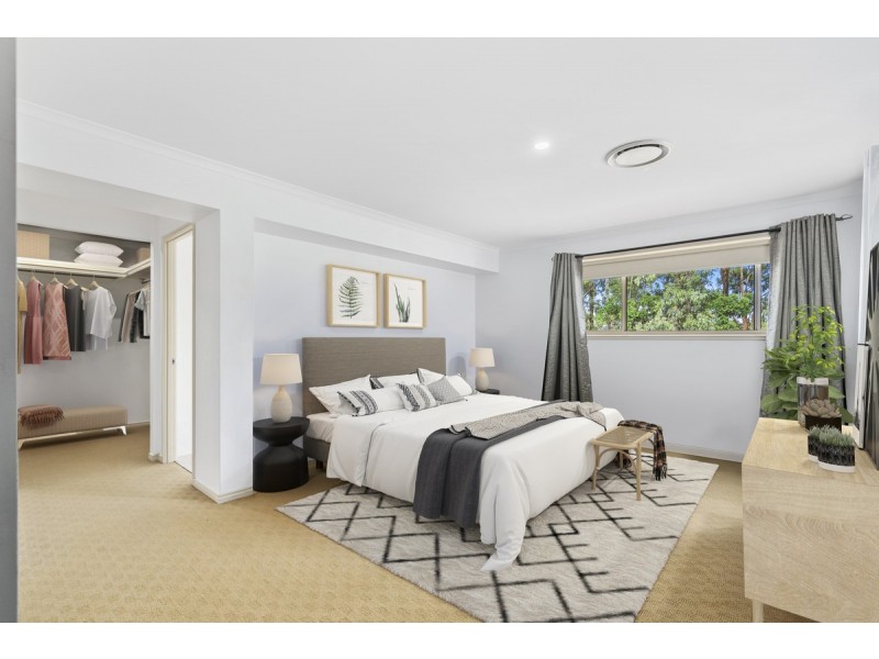 235 Ashmore Road, Benowa QLD 4217