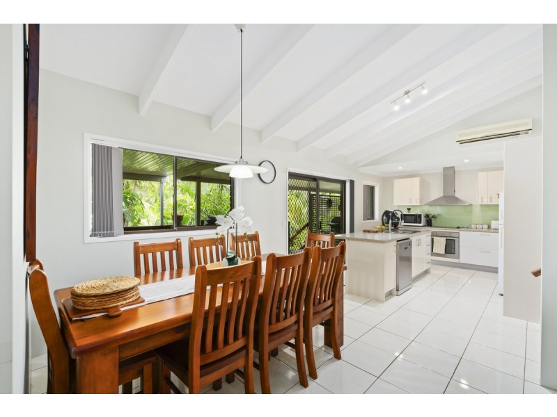 12 Jerrob Court, Carrara QLD 4211