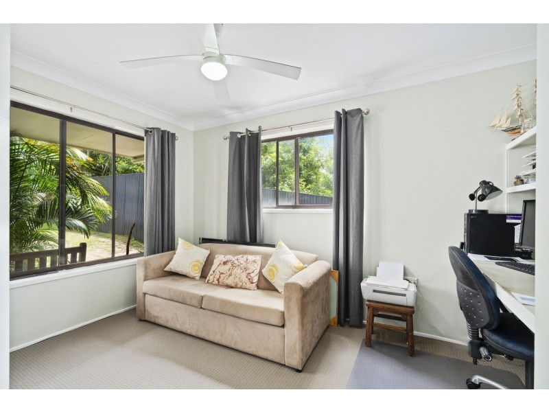 12 Jerrob Court, Carrara QLD 4211