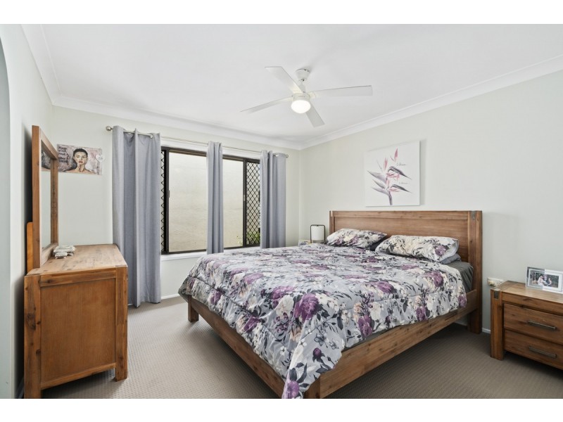 12 Jerrob Court, Carrara QLD 4211