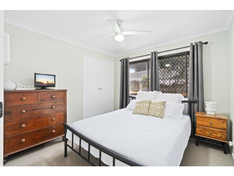 12 Jerrob Court, Carrara QLD 4211