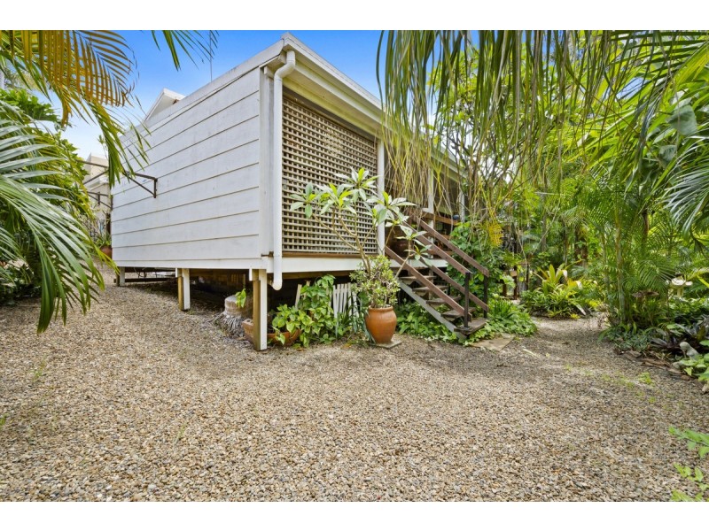 12 Jerrob Court, Carrara QLD 4211