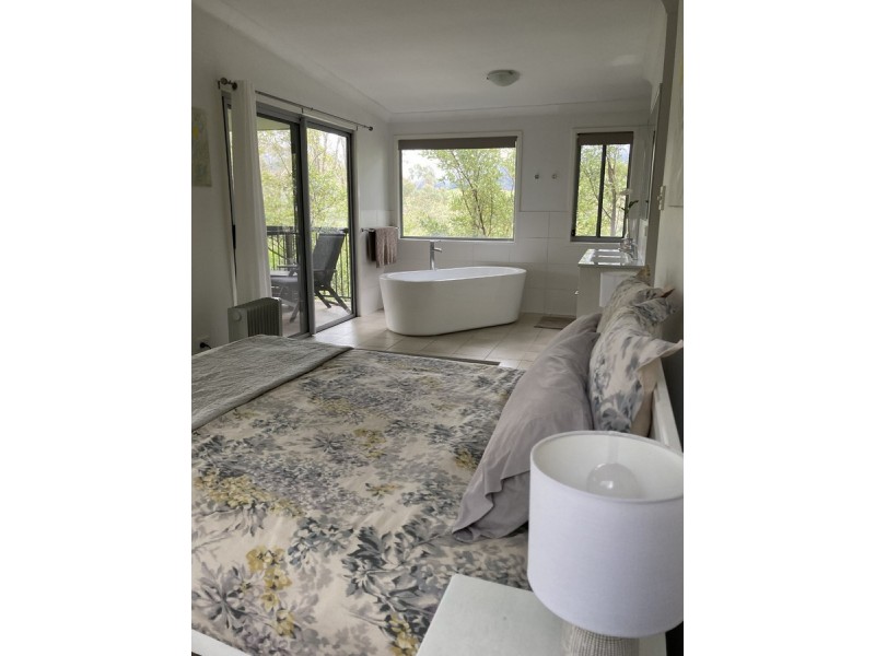 2731 Springbrook Road, Springbrook QLD 4213