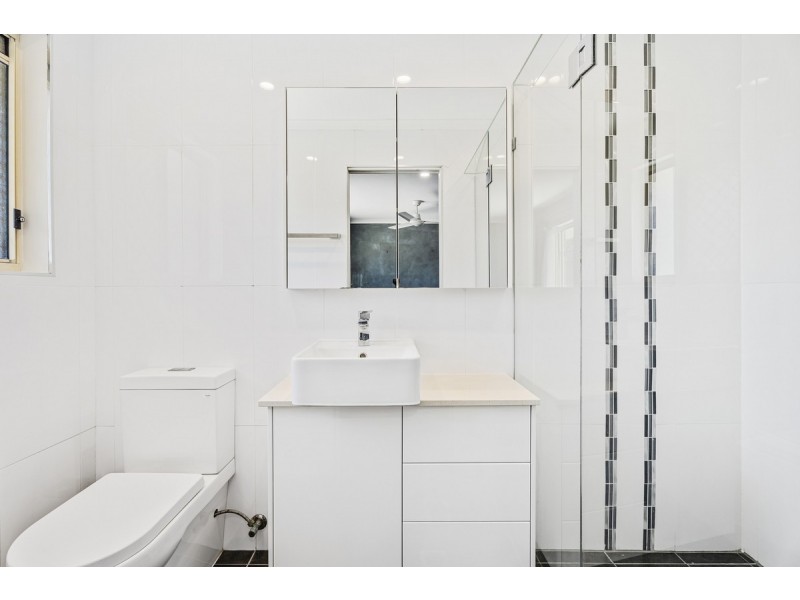 55/1A Alison Road, Carrara QLD 4211