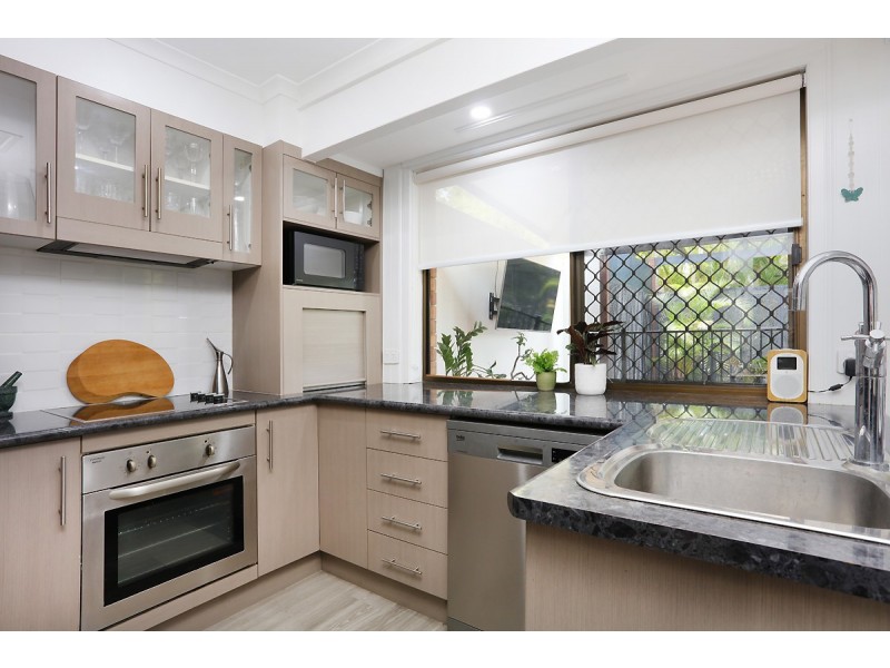 1/10 Paramount Place, Oxenford QLD 4210