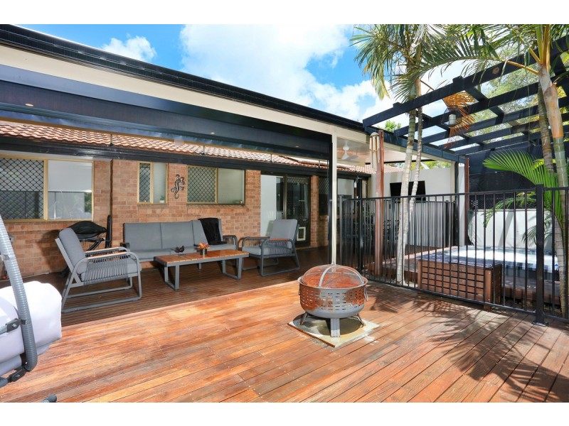 1/10 Paramount Place, Oxenford QLD 4210