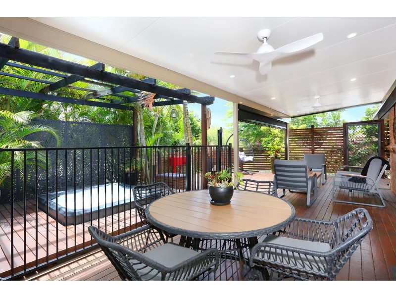 1/10 Paramount Place, Oxenford QLD 4210