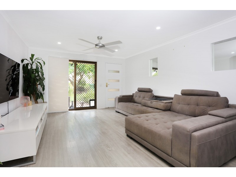 1/10 Paramount Place, Oxenford QLD 4210