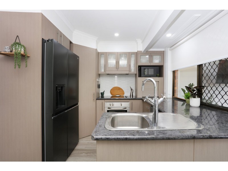 1/10 Paramount Place, Oxenford QLD 4210