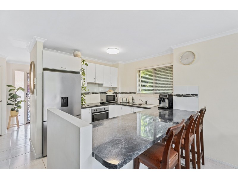 11/102-104 Alexander Drive, Highland Park QLD 4211