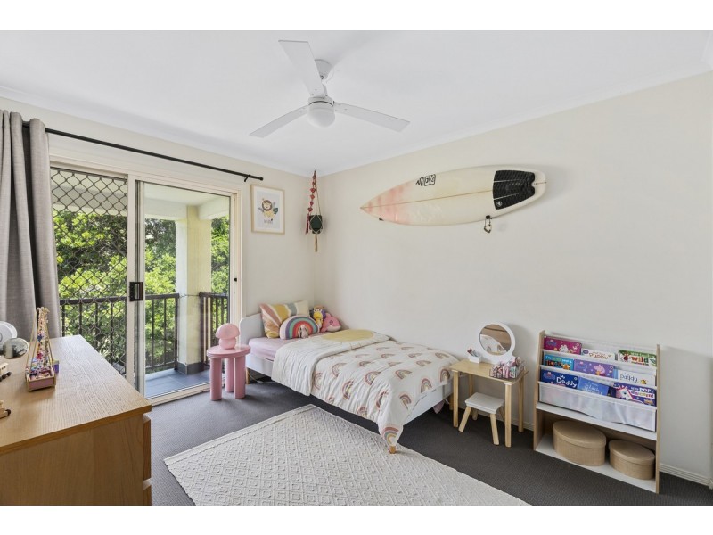 11/102-104 Alexander Drive, Highland Park QLD 4211