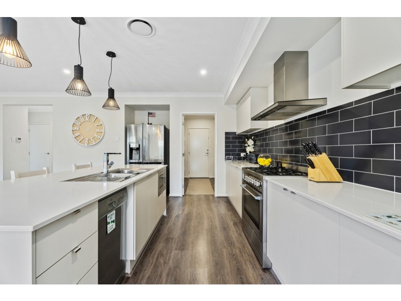 3 Toonumba Street, Pimpama QLD 4209