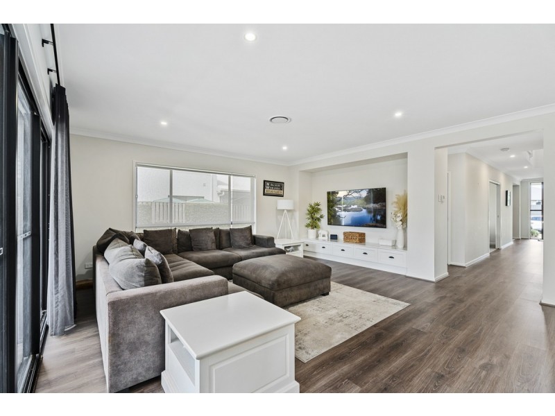 3 Toonumba Street, Pimpama QLD 4209