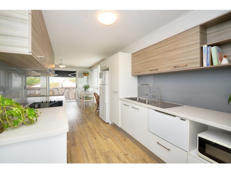 6/16 Riviera Road, Miami QLD 4220