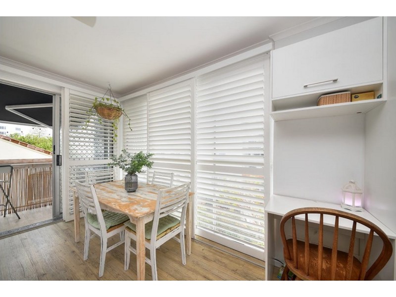 6/16 Riviera Road, Miami QLD 4220