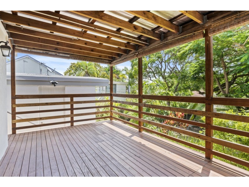 60 Benowa Road, Southport QLD 4215