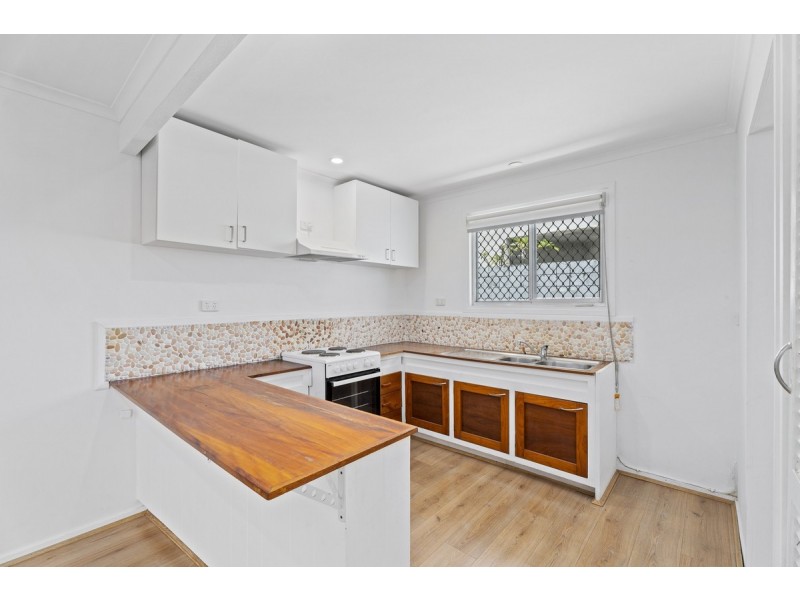 60 Benowa Road, Southport QLD 4215