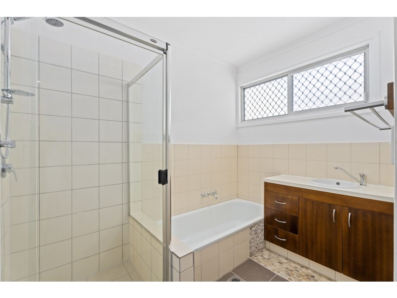 60 Benowa Road, Southport QLD 4215