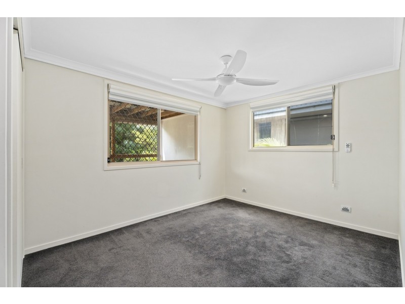 60 Benowa Road, Southport QLD 4215