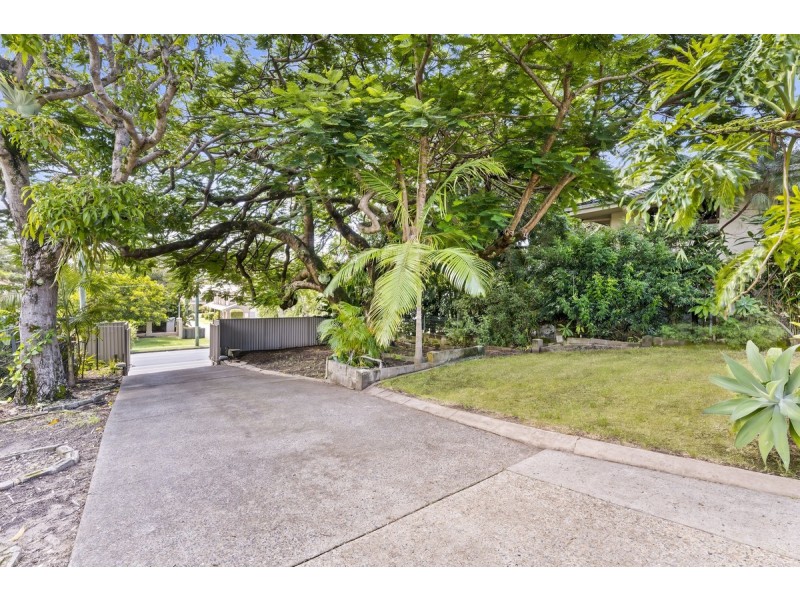 60 Benowa Road, Southport QLD 4215