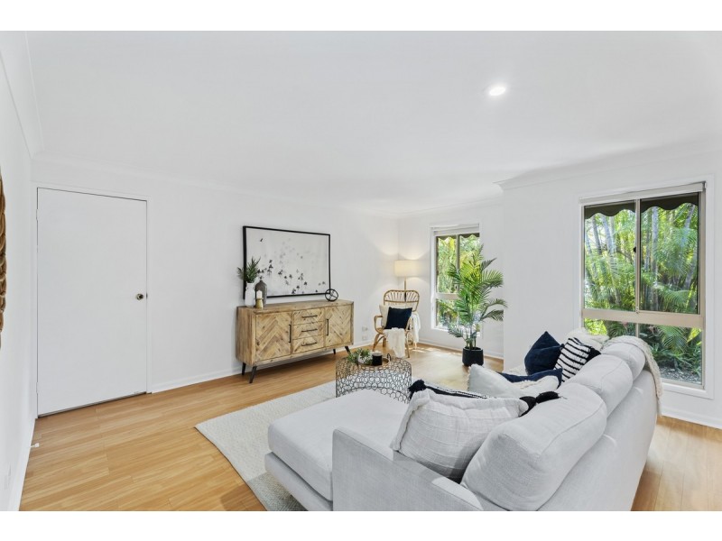 3 Richfield Close, Nerang QLD 4211