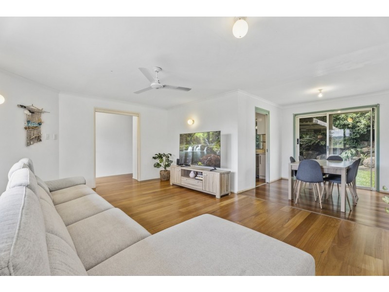 12 Knight Crescent, Nerang QLD 4211