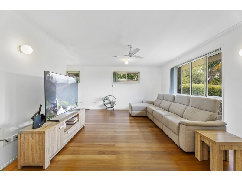 12 Knight Crescent, Nerang QLD 4211