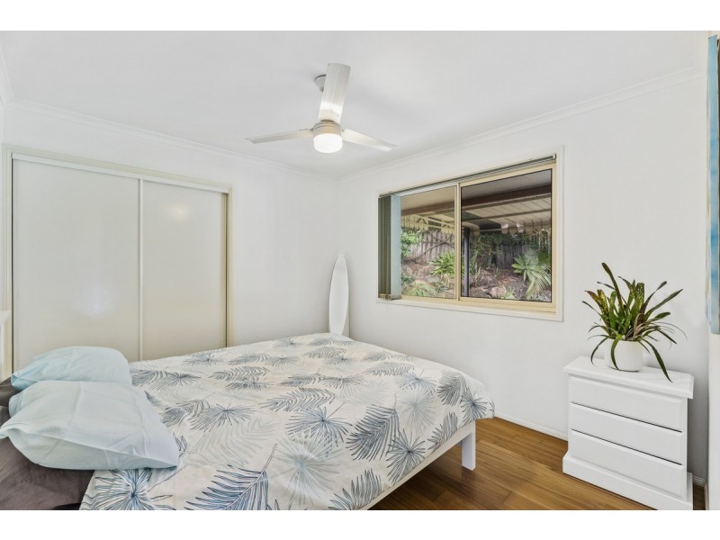 12 Knight Crescent, Nerang QLD 4211