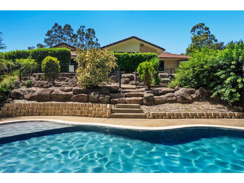 5 Lords Avenue, Mount Nathan QLD 4211