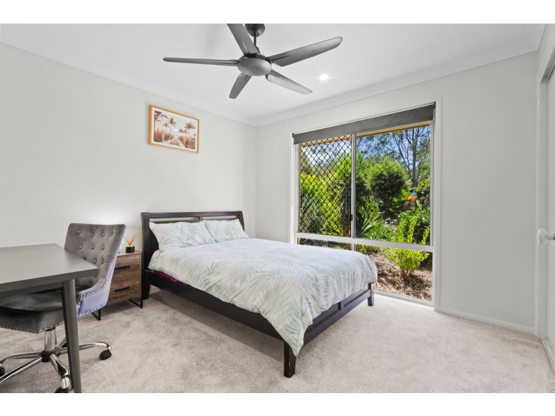 5 Lords Avenue, Mount Nathan QLD 4211