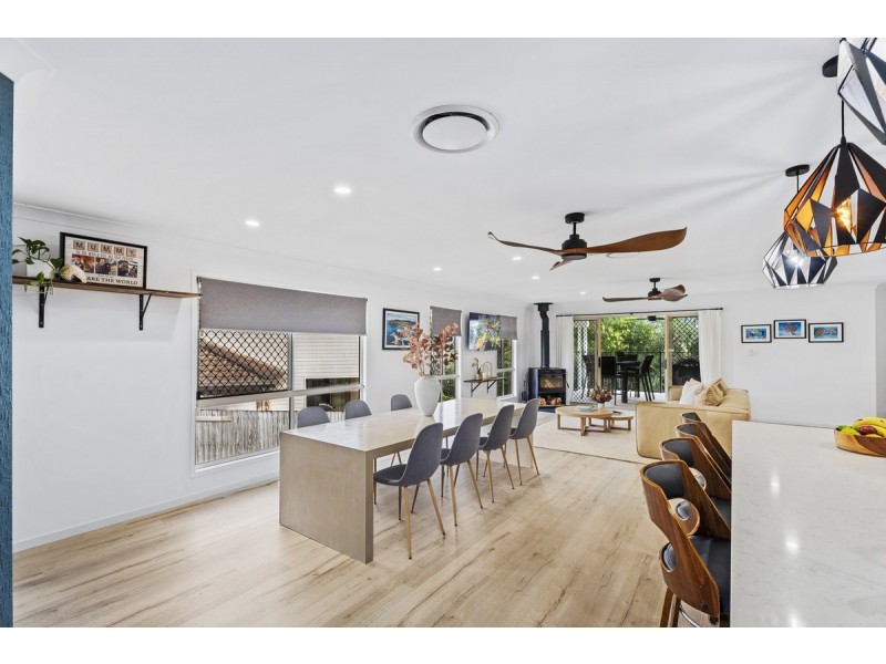 9 Tralee Court, Carrara QLD 4211
