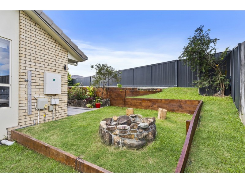 9 Tralee Court, Carrara QLD 4211
