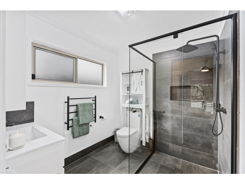 9 Tralee Court, Carrara QLD 4211