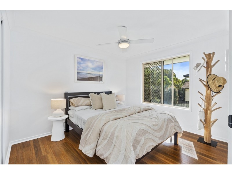 9 Tralee Court, Carrara QLD 4211