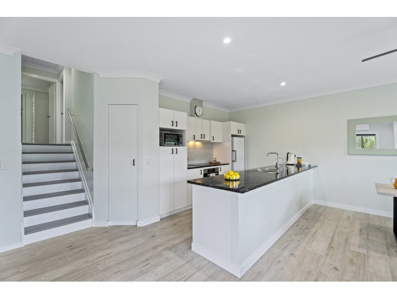 30/130 Plateau Crescent, Carrara QLD 4211