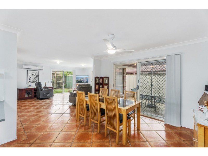 52 Numbat Court, Coombabah QLD 4216
