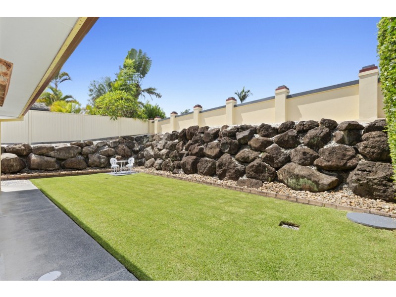 15 Edgehill Drive, Nerang QLD 4211