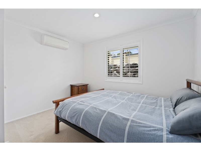 15 Edgehill Drive, Nerang QLD 4211