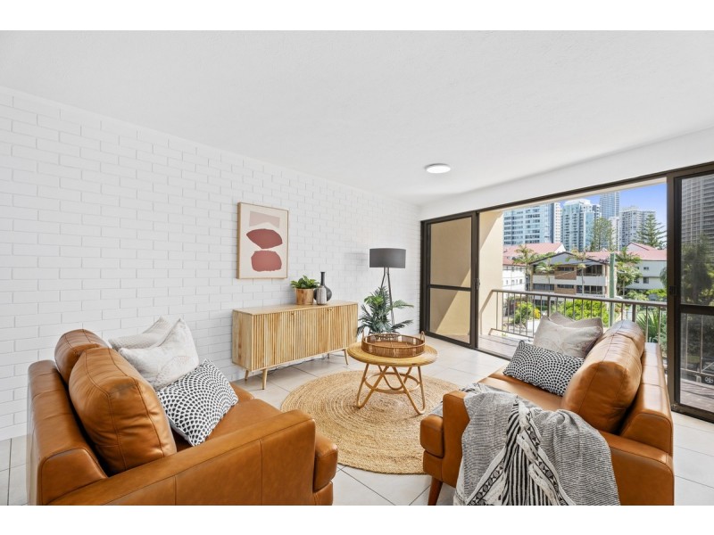 8/16 Markwell Avenue, Surfers Paradise QLD 4217