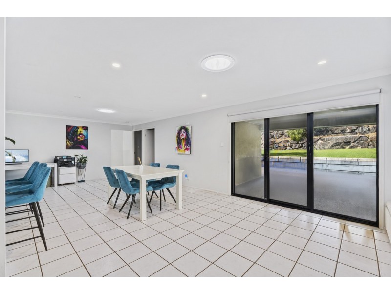 22 Wellers Street, Pacific Pines QLD 4211