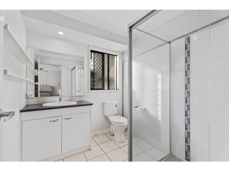 22 Wellers Street, Pacific Pines QLD 4211